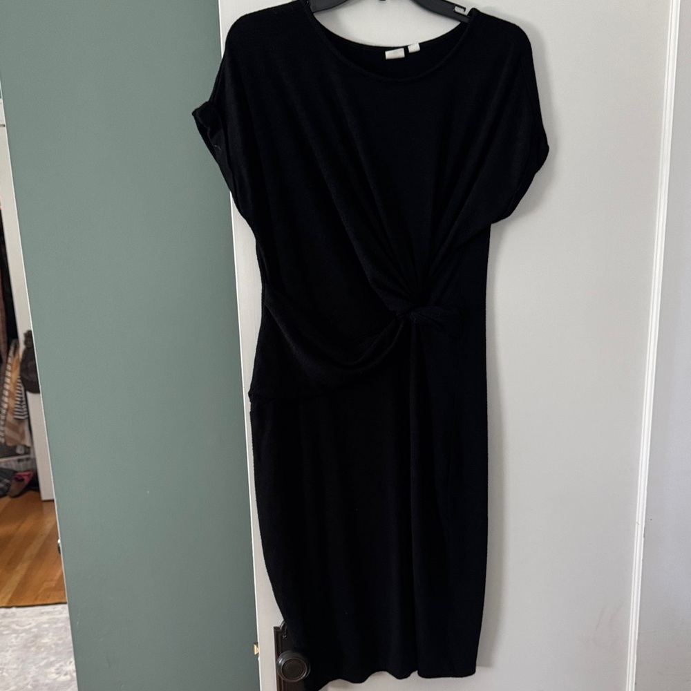 Gap Dress with Fun swirl accent